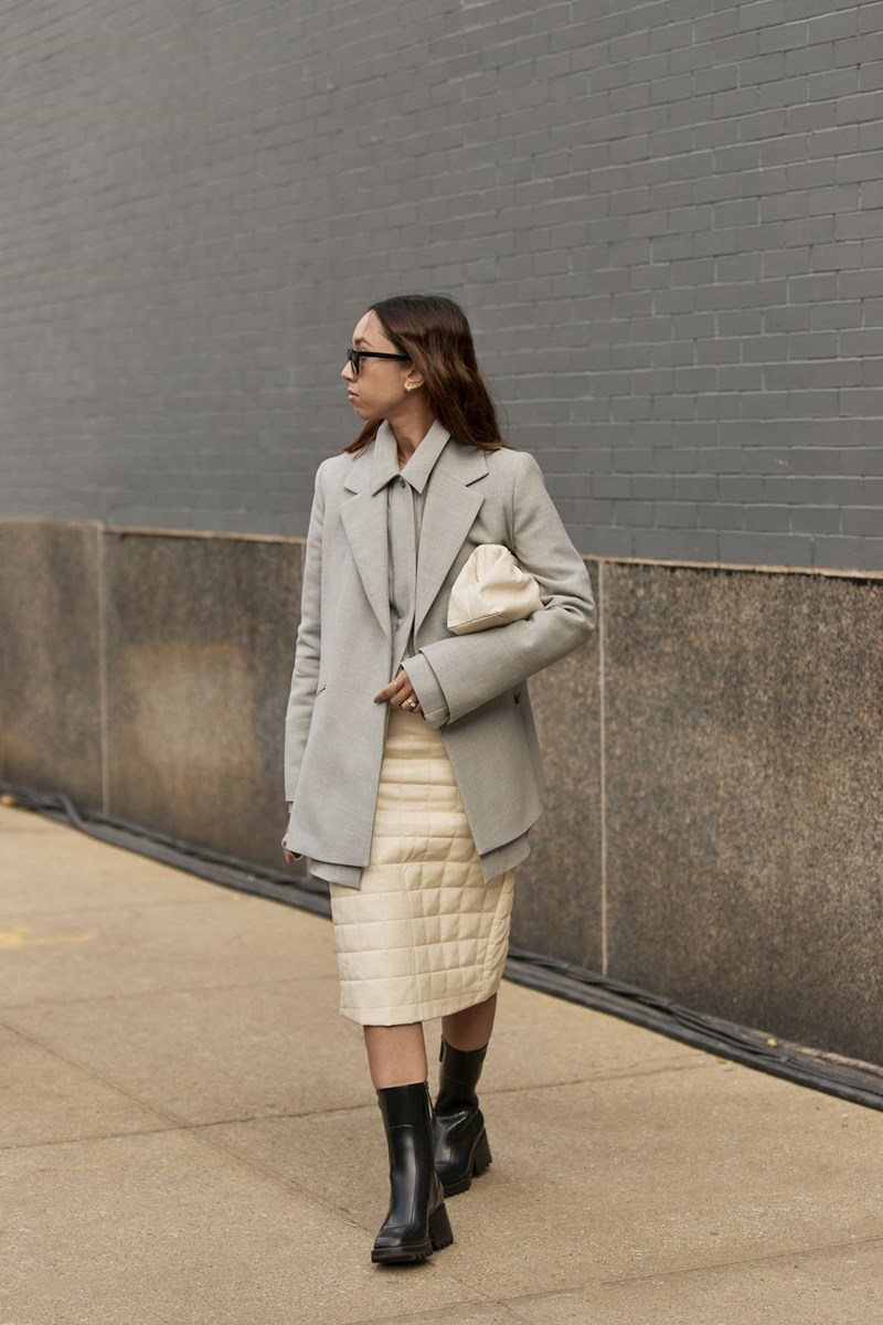 Όλες οι street stylers φορούν φούστες στην Νέα Υόρκη (16 looks-έμπνευση) - εικόνα 1