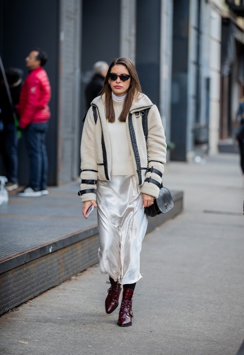 Όλες οι street stylers φορούν φούστες στην Νέα Υόρκη (16 looks-έμπνευση) - εικόνα 10