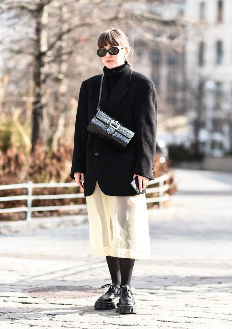 Όλες οι street stylers φορούν φούστες στην Νέα Υόρκη (16 looks-έμπνευση) - εικόνα 12