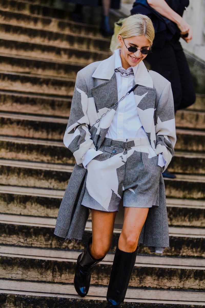 20 ακαταμάχητα street style looks που πιστοποιούν πως το Παρίσι είναι η πιο fashionable μητρόπολη του κόσμου - εικόνα 17