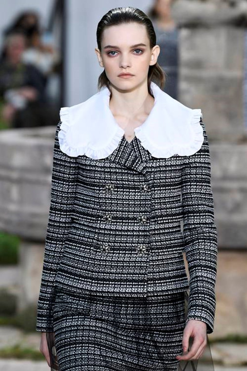 Οι statement γιακάδες είναι το must της σεζόν - εικόνα 1