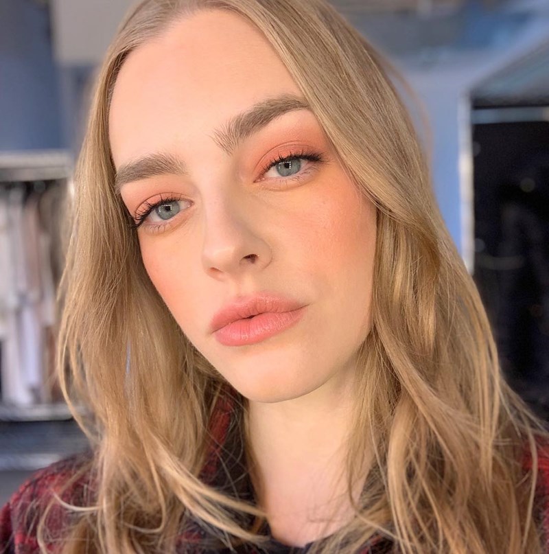 Peachy Tones: 12+1 τρόποι να προσθέσεις το ροδακινί (το πιο ανοιξιάτικο χρώμα) στο μακιγιάζ σου - εικόνα 13