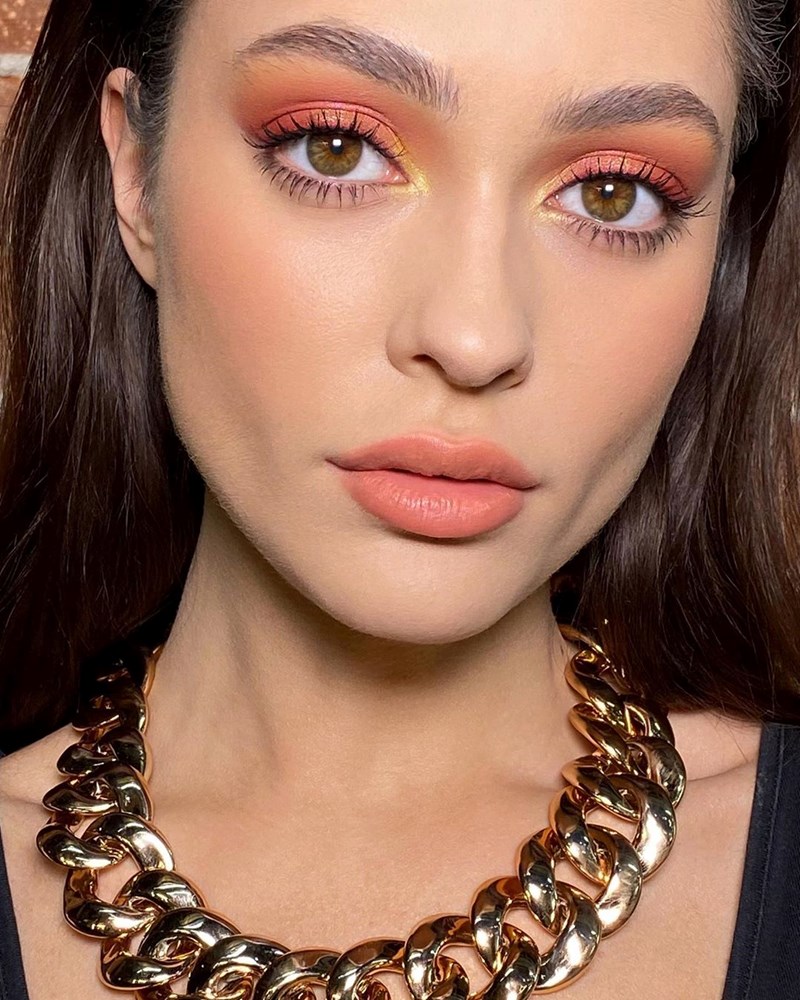 Peachy Tones: 12+1 τρόποι να προσθέσεις το ροδακινί (το πιο ανοιξιάτικο χρώμα) στο μακιγιάζ σου - εικόνα 4