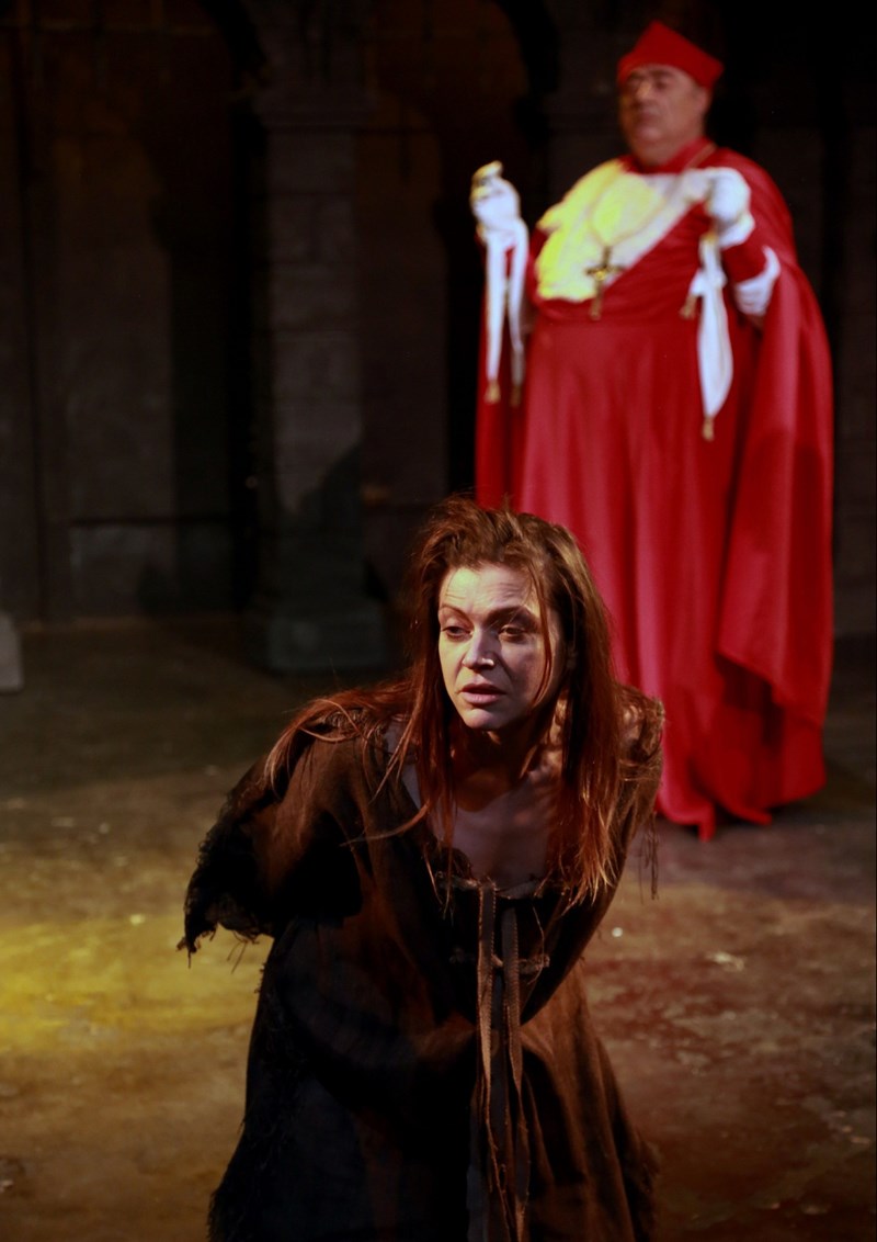 Το Όνομα του Ρόδου ανεβαίνει για πρώτη φορά στην Αθήνα - εικόνα 1