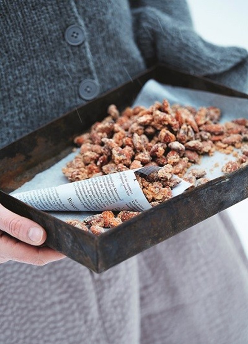 Καραμελωμένα αμύγδαλα: Το λαχταριστό σνακ που σίγουρα θα φτιάξεις - εικόνα 1