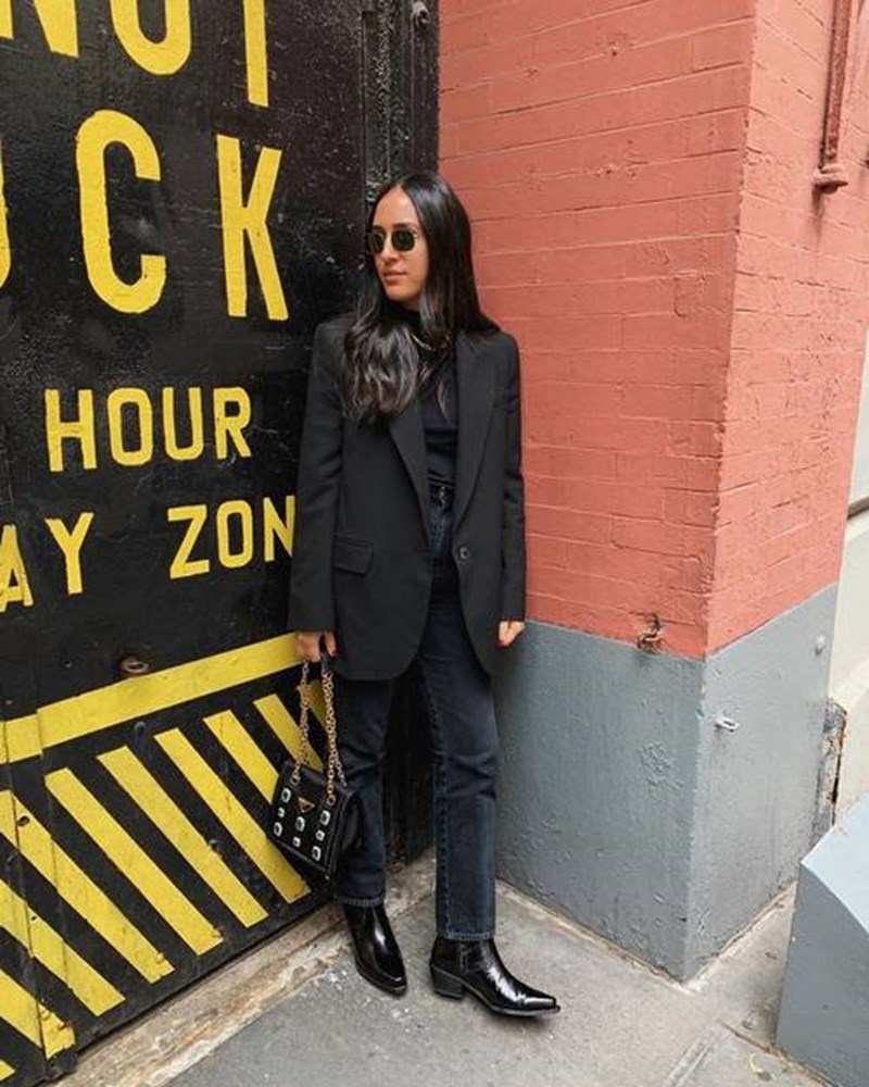 In & Out: Δες ποια basic κομμάτια χρειάζεσαι τώρα (και ποια πρέπει να αποχαιρετήσεις!) - εικόνα 1