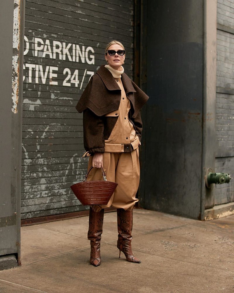 Τελικά είναι το καφέ το νέο μαύρο; 15 look για να βγάλεις τα συμπεράσματά σου - εικόνα 9