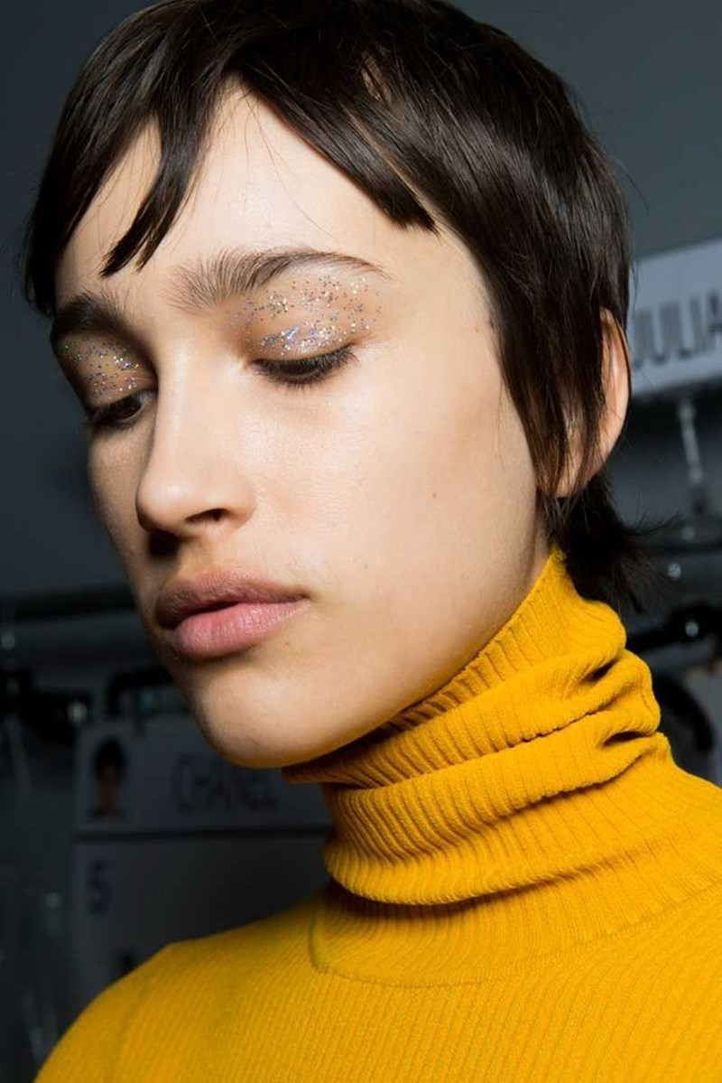 12 προτάσεις μακιγιάζ για την ημέρα του Αγίου Βαλεντίνου ό,τι σχέδια και αν έχεις - εικόνα 12