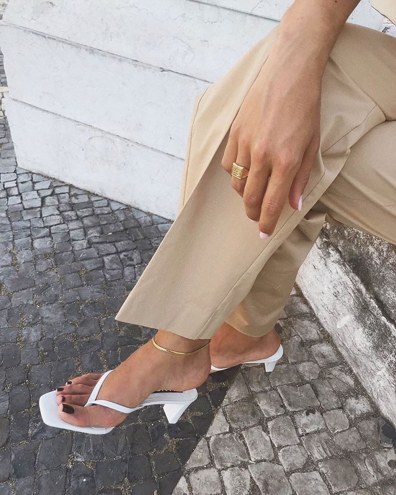 Δεν έχεις ποτέ αρκετά παπούτσια; Δες σε ποια στυλ πρέπει να επενδύσεις τώρα - εικόνα 16