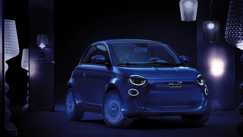 Όταν η Kartell συνάντησε το Fiat 500 γεννήθηκε το πιο stylish αυτοκίνητο - εικόνα 1