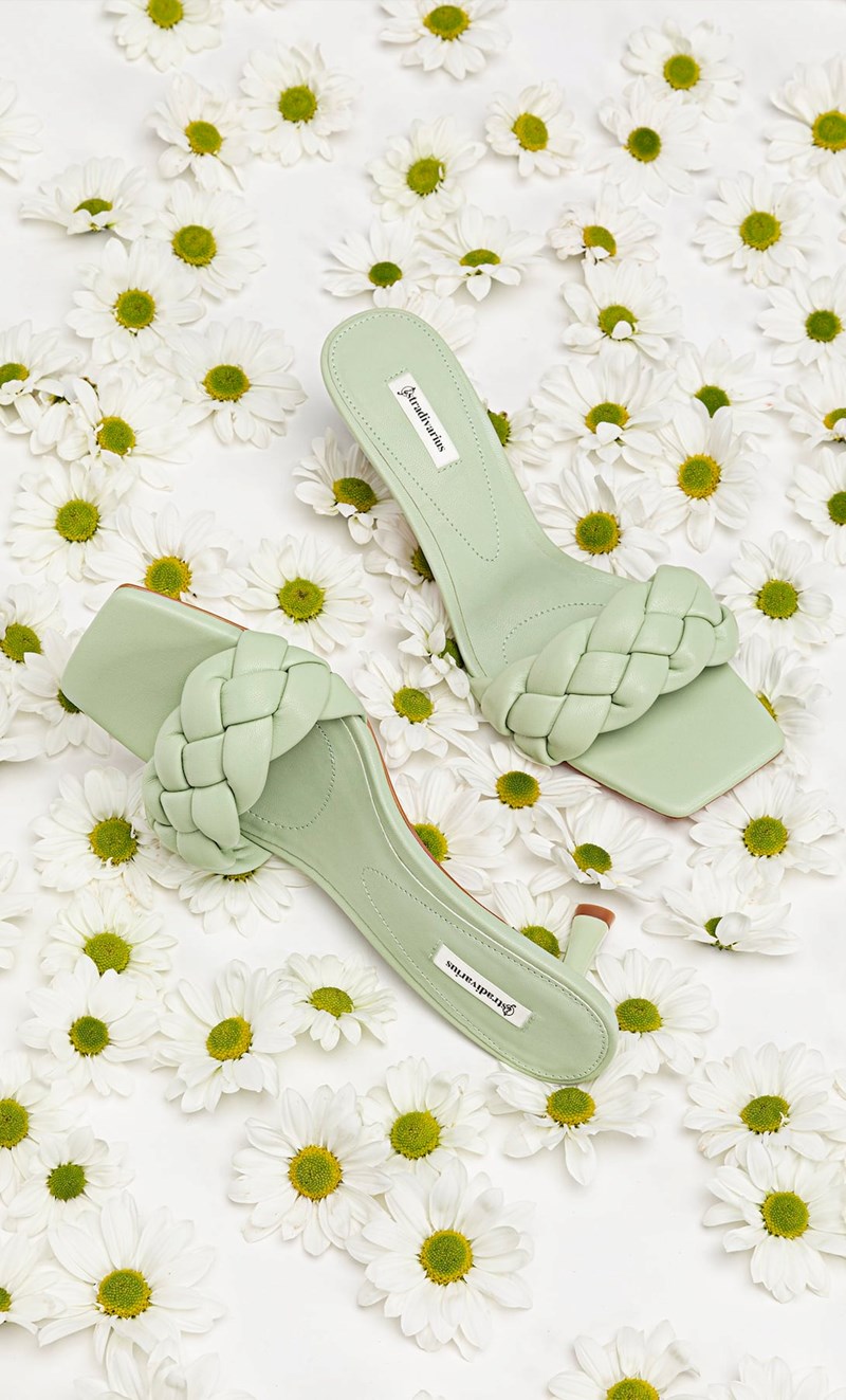 Φέρνουμε την άνοιξη στο στυλ μας με 15+1 απαραίτητες αγορές - εικόνα 6