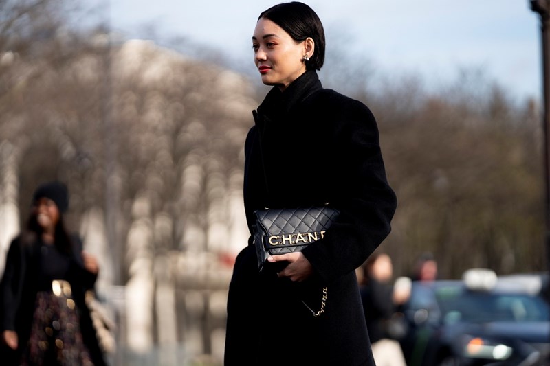 8 street style looks με άρωμα... Chanel - εικόνα 4