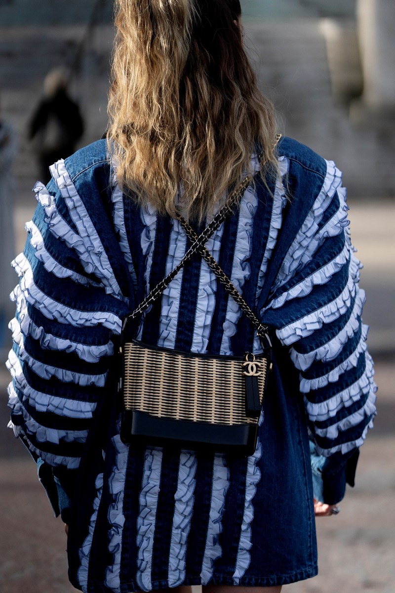 8 street style looks με άρωμα... Chanel - εικόνα 2