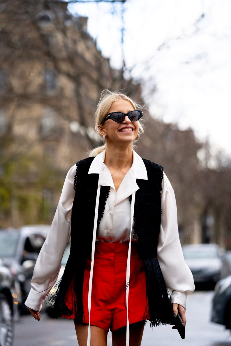 Η ανοιξιάτικη γκαρνταρόμπα σου χρειάζεται μόνο αυτά τα 10 κομμάτια - εικόνα 1