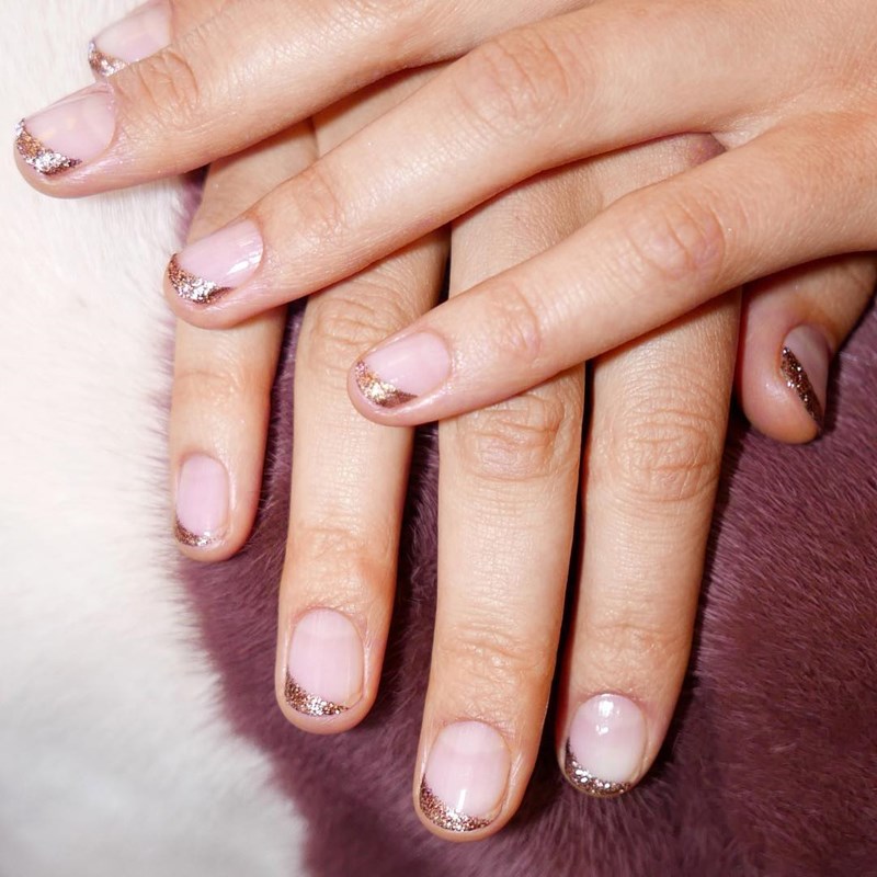 Nailspiration: 12+1  design που θα δοκιμάσουμε τώρα που έχουμε χρόνο - εικόνα 11