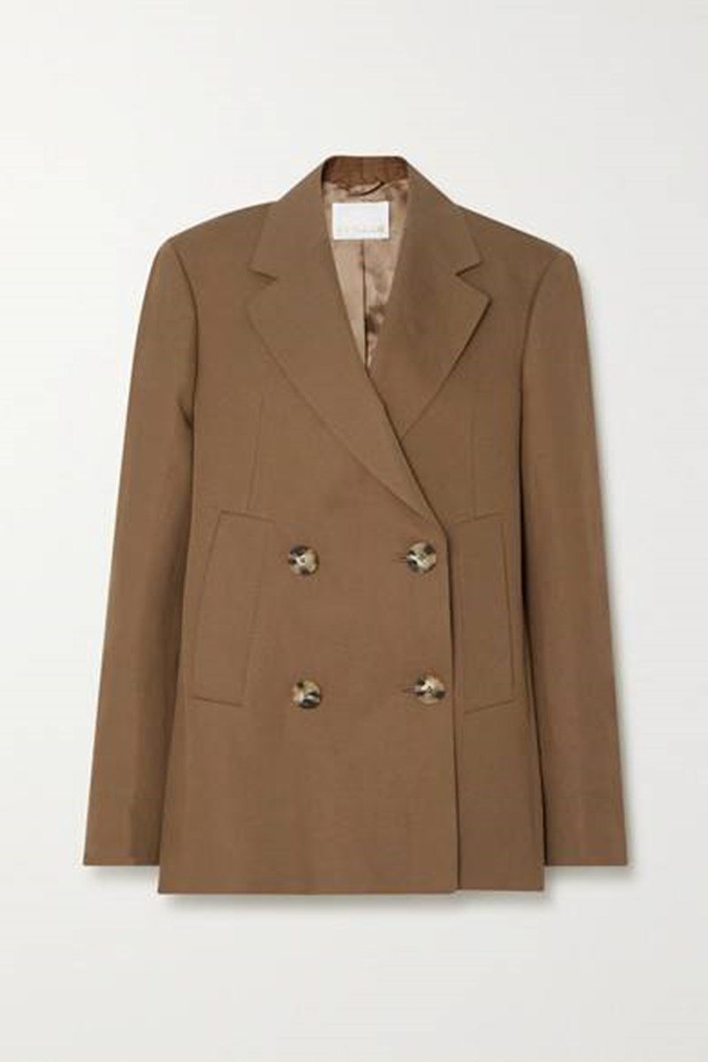 6 hot τρόποι να φορέσεις μαύρο παντελόνι όπως οι celebrities (+ τα κομμάτια που θα χρειαστείς) - εικόνα 2