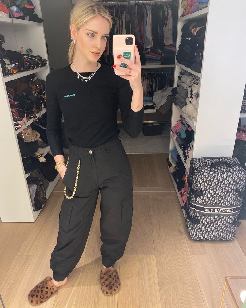 8 λουκ της Chiara Ferragni τώρα που μένει σπίτι - εικόνα 1