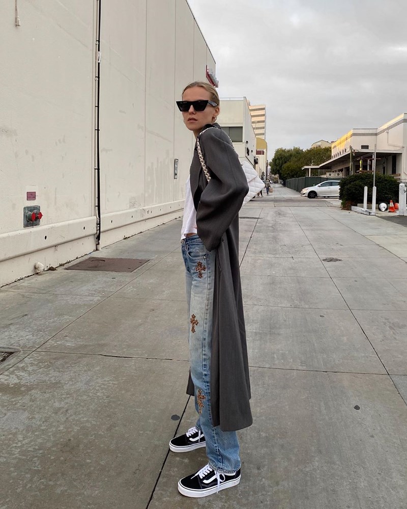 20 super casual looks για μια μέρα σαν την σημερινή, που δεν θυμίζει σε τίποτα Άνοιξη - εικόνα 10