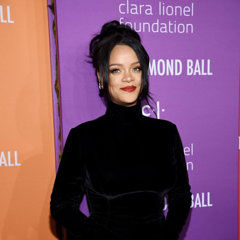 H Rihanna προσφέρει €5 εκατ. για την καταπολέμηση του κορονοϊού - εικόνα 1