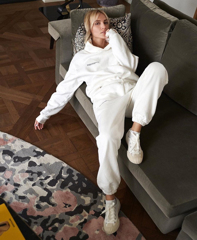 20 super casual looks για μια μέρα σαν την σημερινή, που δεν θυμίζει σε τίποτα Άνοιξη - εικόνα 2