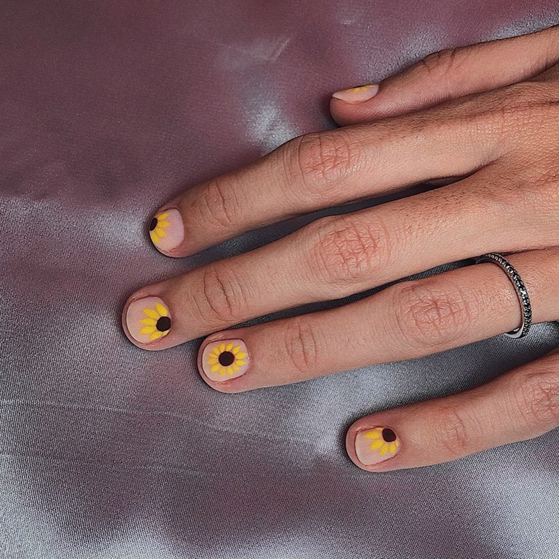 Αυτή η τάση στο μανικιούρ φέρνει την άνοιξη και μας ανεβάζει - εικόνα 10