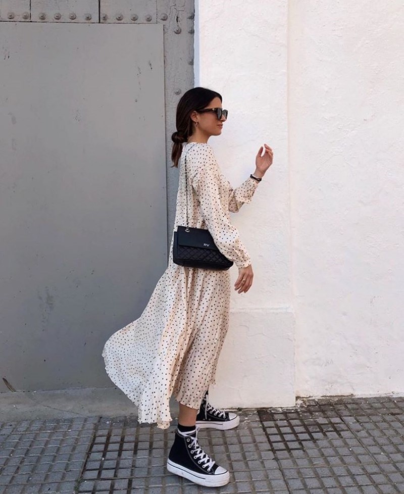 10+1 street style look και πώς θα τα αντιγράψεις με κομμάτια Zara από €19,99 - εικόνα 11