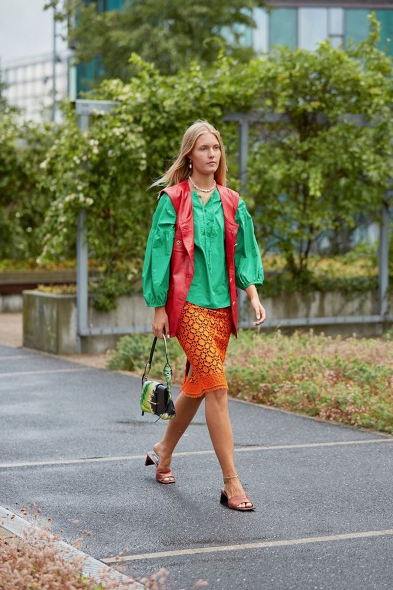 Το αποφασίσαμε! Μετά την καραντίνα θα φοράμε μόνο χρώμα (20 looks όνειρο) - εικόνα 5