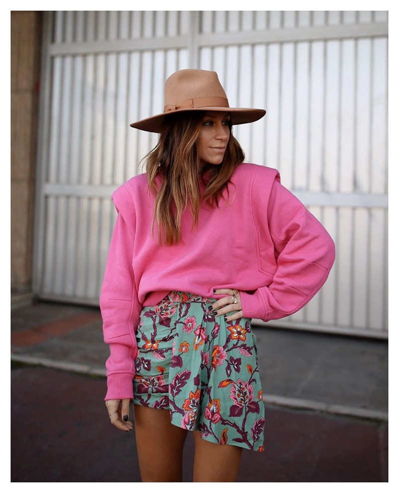 15+1 εμφανίσεις που μας έπεισαν να φορέσουμε μίνι μετά το #ΜένουμεΣπίτι - εικόνα 10