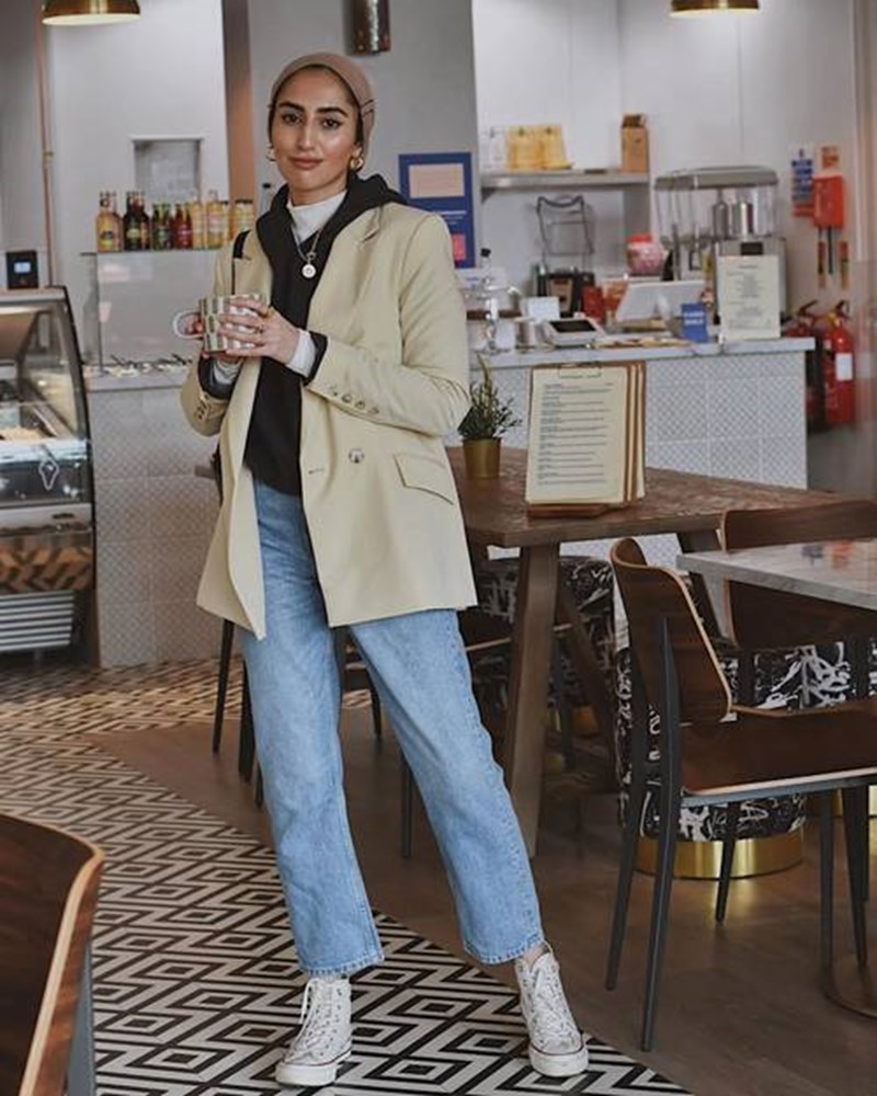 7 hot τρόποι να φορέσεις denim παντελόνι κάθε μέρα της εβδομάδας (όταν τελειώσει το #MένουμεΣπίτι, εννοείται!) - εικόνα 7