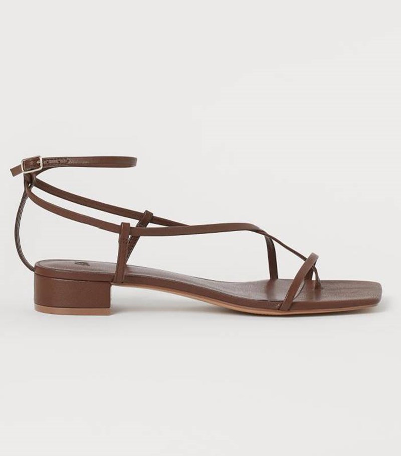 Tα πιο hot πέδιλα του καλοκαιριού τυχαίνει να είναι και οικονομικά (δεν μπορούμε να διαλέξουμε!) - εικόνα 9