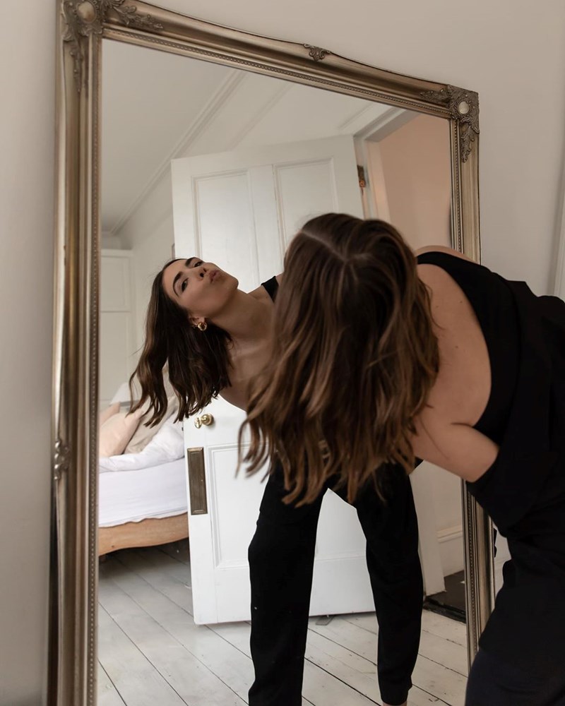 Αυτές οι Instagrammers είναι η καλύτερη (και πιο stylish) παρέα μας στη καραντίνα - εικόνα 7