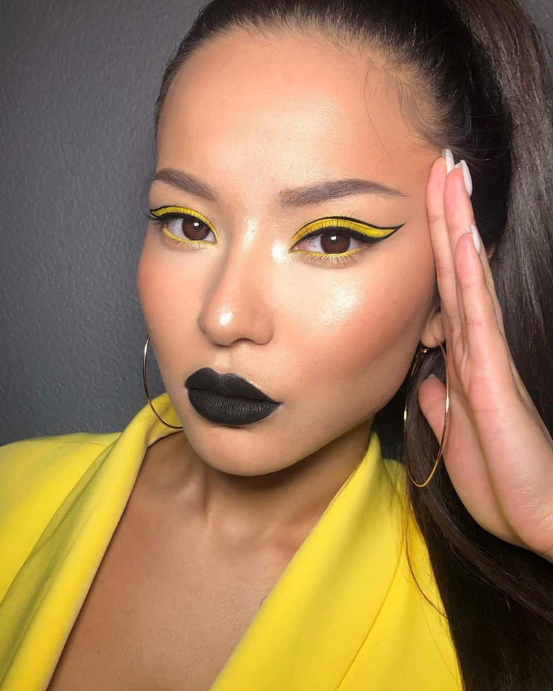 Double Liner: Η τεχνική που δοκιμάζουμε τώρα για σαγηνευτικό βλέμμα - εικόνα 2