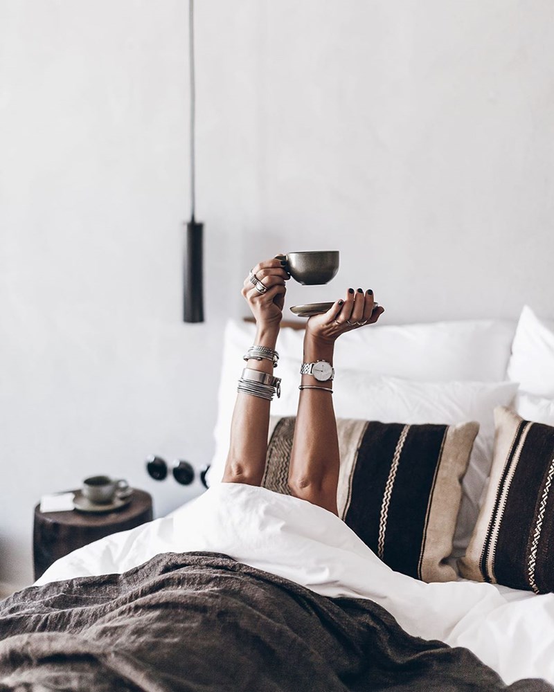 Αυτές οι Instagrammers είναι η καλύτερη (και πιο stylish) παρέα μας στη καραντίνα - εικόνα 12