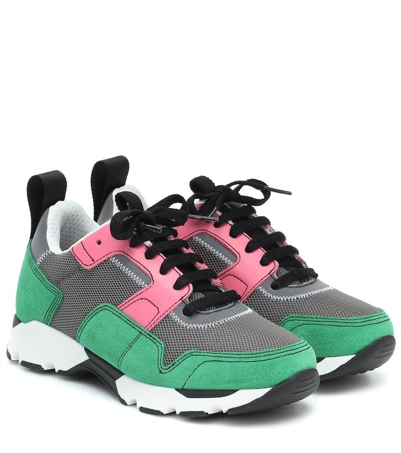 Όταν όλες θα φοράνε λευκά sneakers, εσύ θα φοράς αυτά και θα «παίζεις» πια σε άλλο επίπεδο - εικόνα 5