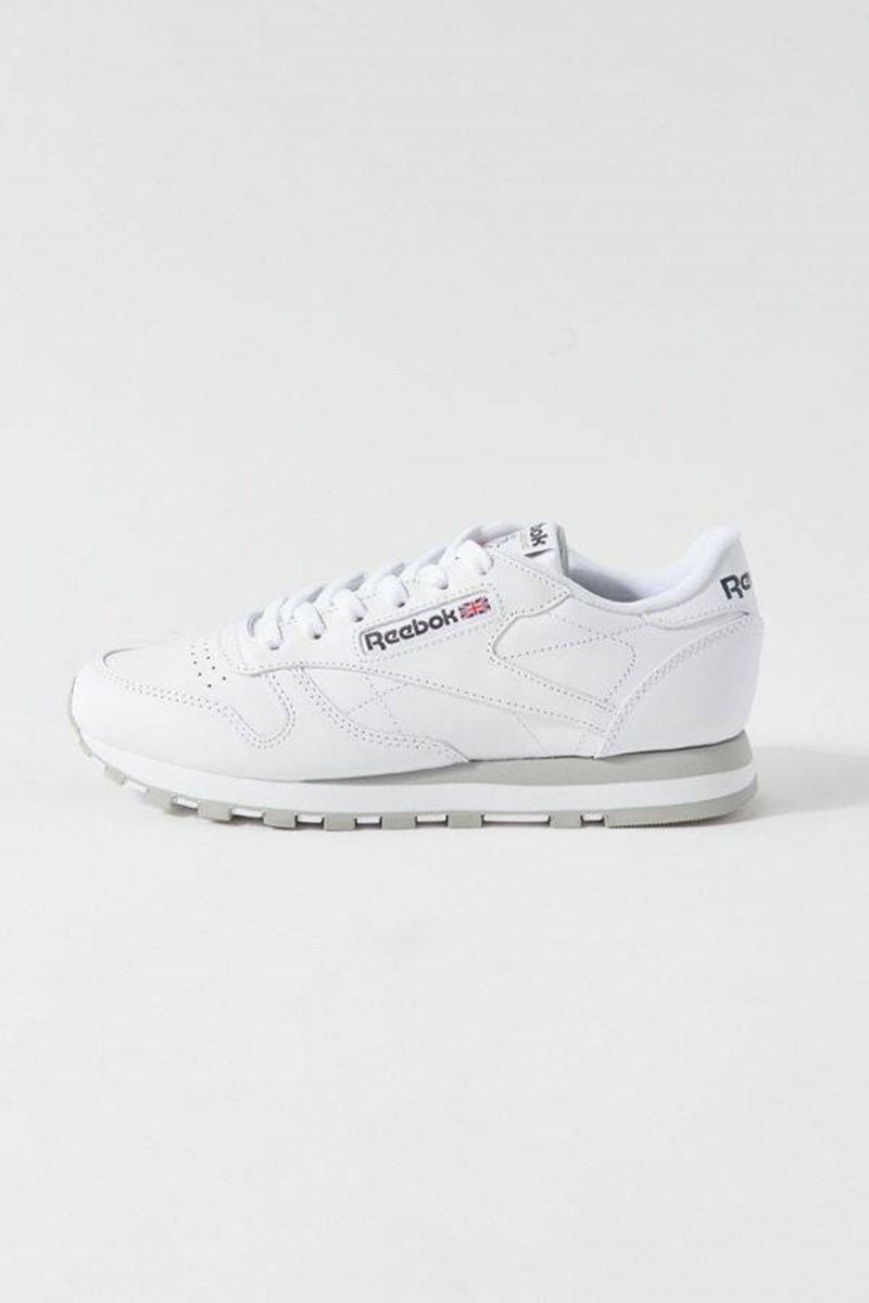 Ποια sneakers επιλέγουν τώρα όσες ξέρουν από στυλ; - εικόνα 8