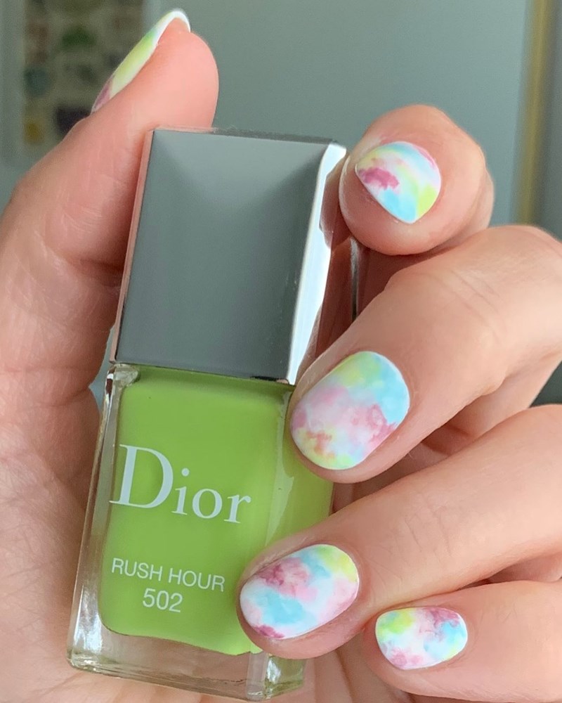 10+1 nail art ιδέες που δοκιμάσαμε όταν δεν αντέχαμε άλλο Netflix - εικόνα 7