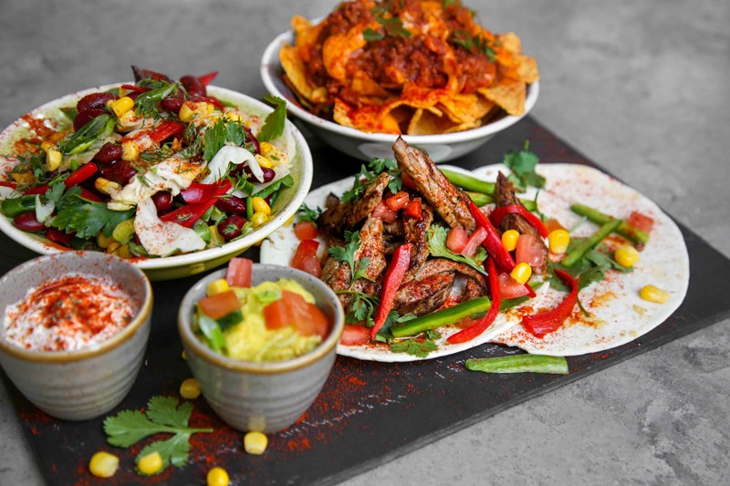 Το wine bar που θα κάνει τις καλοκαιρινές βραδιές μας πιο απολαυστικές - εικόνα 3