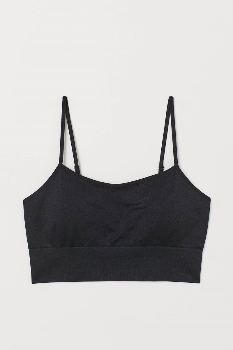 Bra Tops: Η τάση που έχει ξετρελάνει τις fashion lovers - εικόνα 11