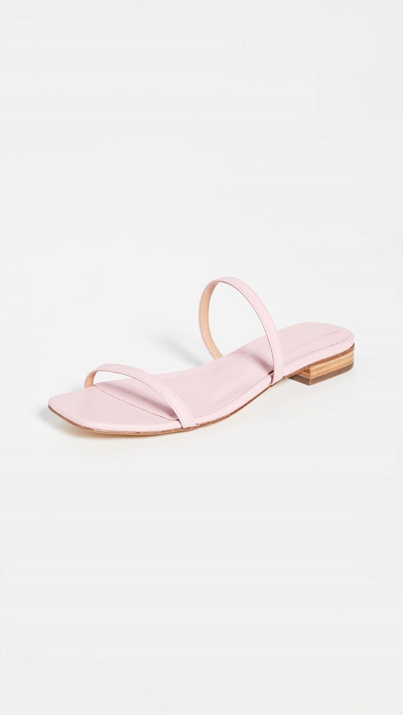 10+1 διαχρονικά φλατ παπούτσια που επιλέγουν οι fashion editors - εικόνα 6