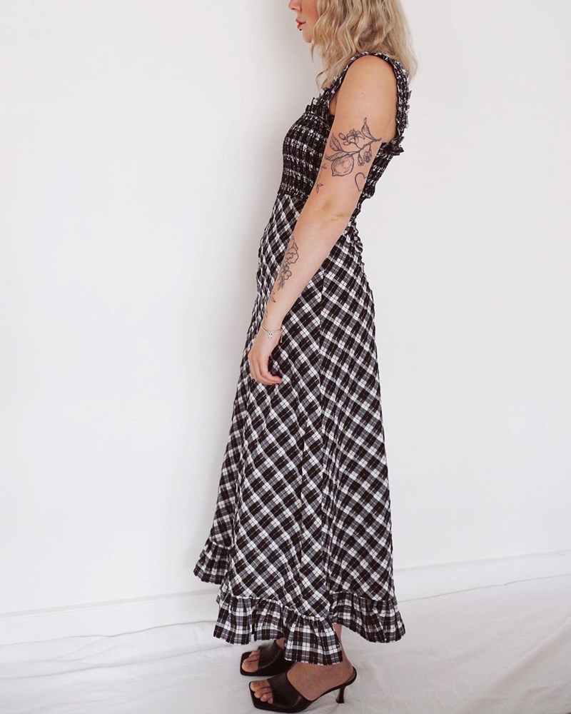 Βρήκαμε το φόρεμα που βλέπεις παντού στο Instagram! - εικόνα 7