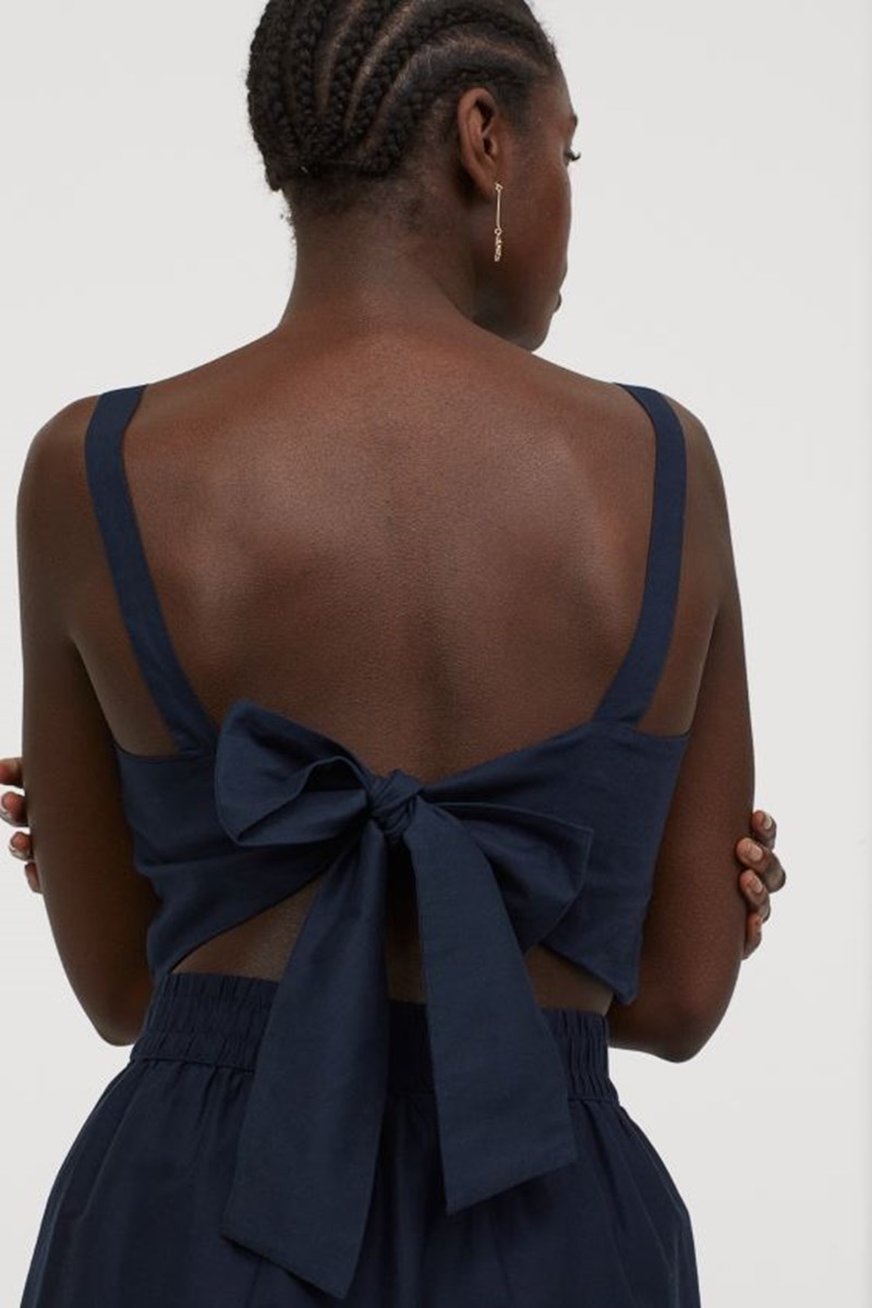 Τα τοπ που δένουν στην πλάτη είναι η νέα μας εμμονή! - εικόνα 4