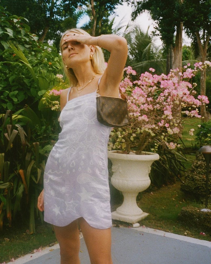 Χωρίς αυτό το κομμάτι δεν μπορείς να αποκαλείς την καλοκαιρινή γκαρνταρόμπα σου ολοκληρωμένη (& 15 look-έμπνευση) - εικόνα 7