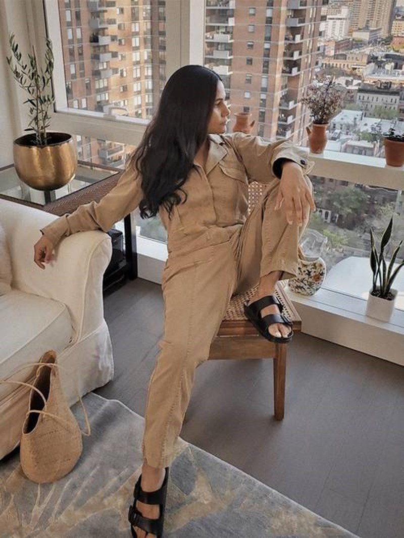 8 cool τρόποι να φορέσεις τα slides σου για στυλ στο μάξιμουμ - εικόνα 7