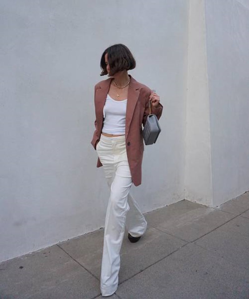 10 on-trend εμφανίσεις με τα basics σου για την πιο stylish επιστροφή στην πραγματικότητα - εικόνα 5