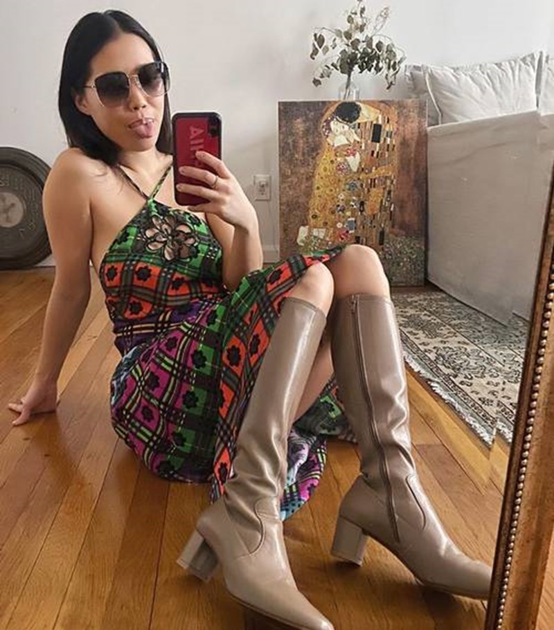 5 τάσεις στα φορέματα που θα πείσουν ακόμα και εκείνες που φορούν μόνο denim - εικόνα 4