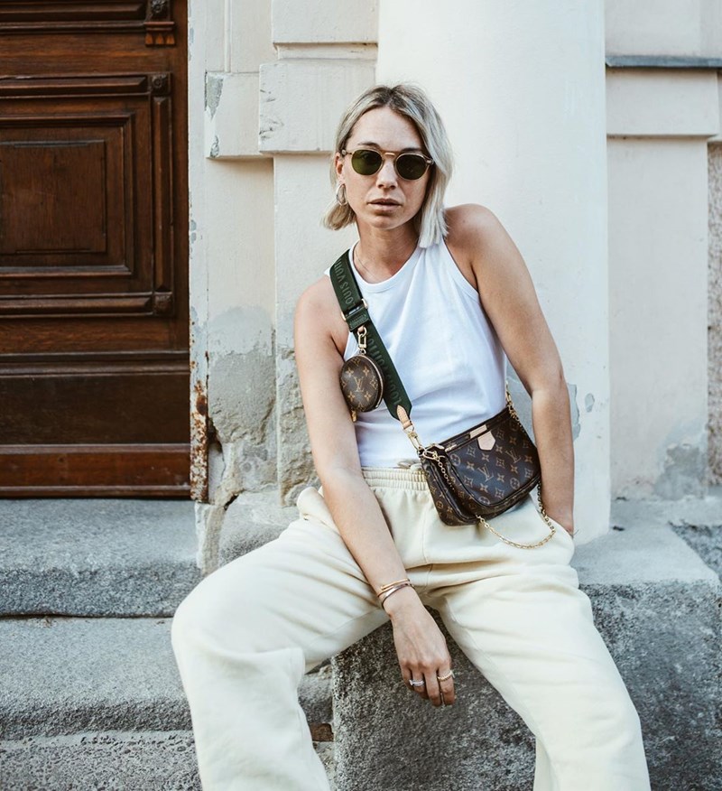 13+1 εμφανίσεις στο χρώμα της άμμου που αποθεώνουν την minimal αισθητική - εικόνα 1