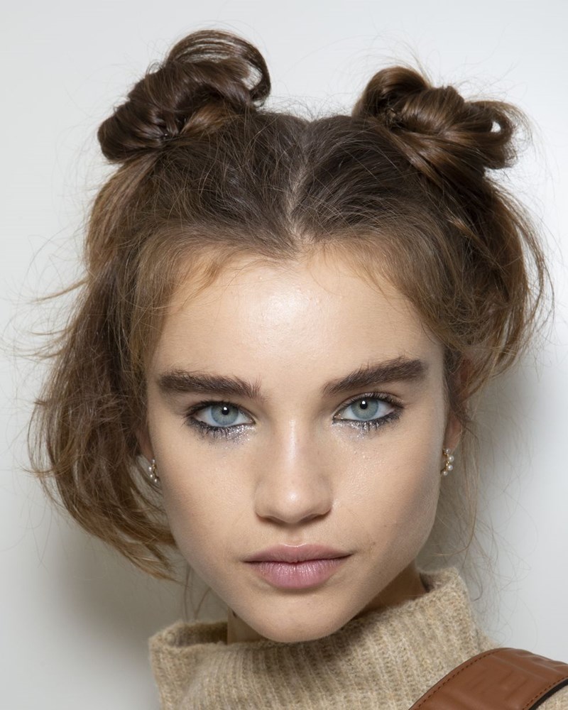 10+1 καλοκαιρινά χτενίσματα που αντέχουν και στις πιο υψηλές θερμοκρασίες - εικόνα 8