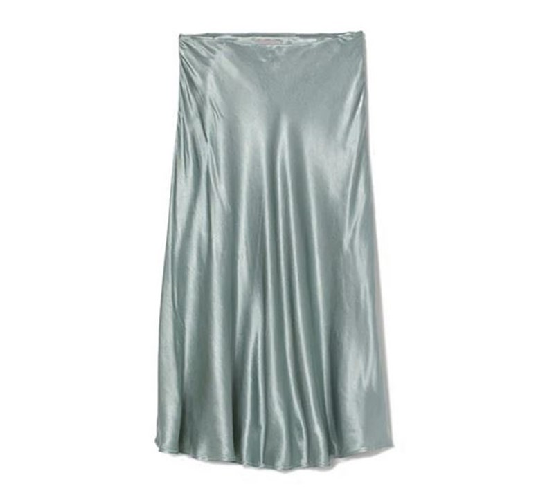 Με μια σατέν φούστα μπορείς να δημιουργήσεις άπειρα λουκ - εικόνα 4