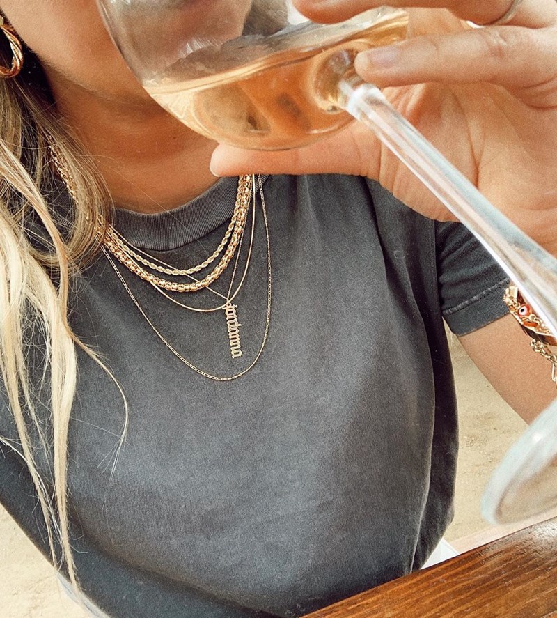 Πώς θα κάνεις σωστό layering με τα κοσμήματά σου; Πήραμε ιδέες από την expert - εικόνα 1