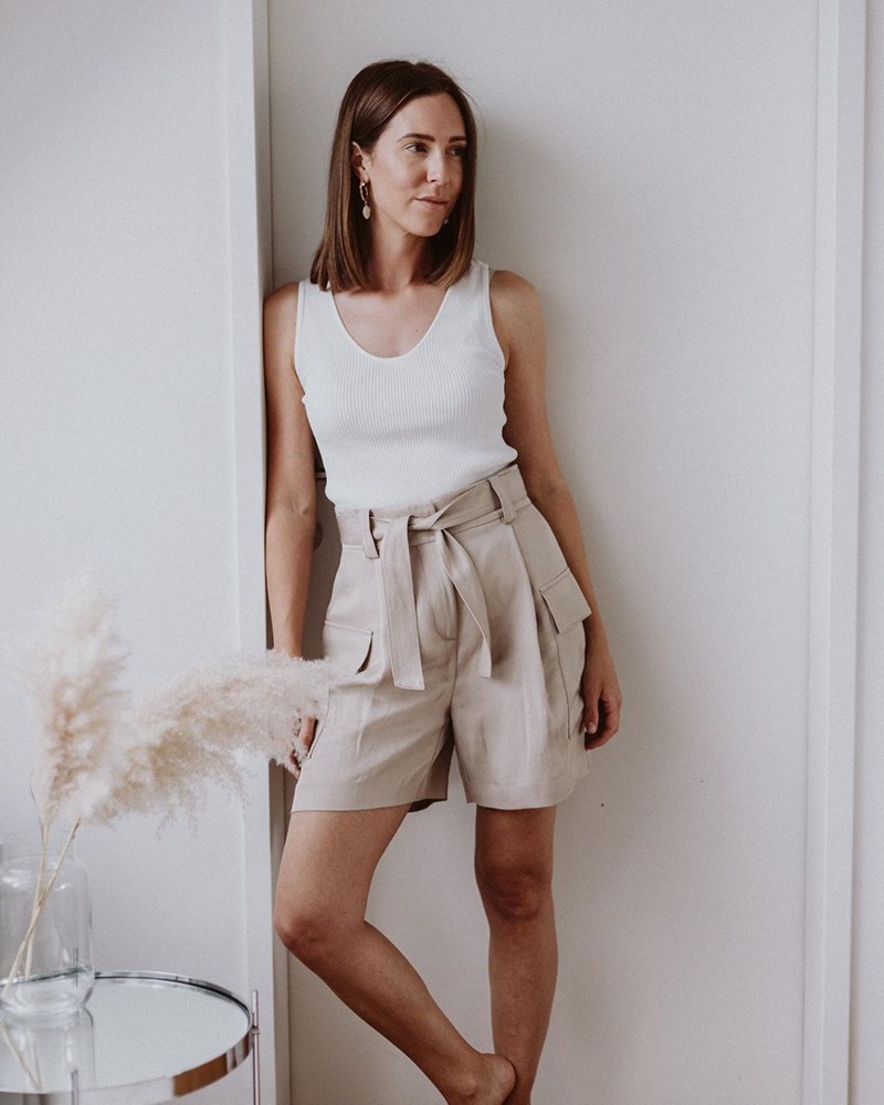 13+1 εμφανίσεις στο χρώμα της άμμου που αποθεώνουν την minimal αισθητική - εικόνα 5